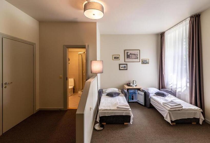 اتاق خانوادگی, Sigulda