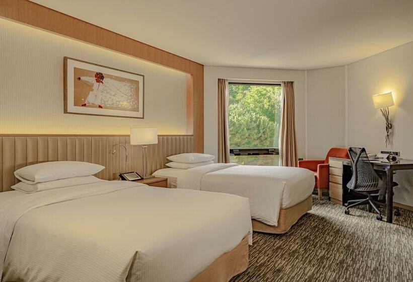 Номер Deluxe, Swiss Grand Hotel Seoul & Grand Suite