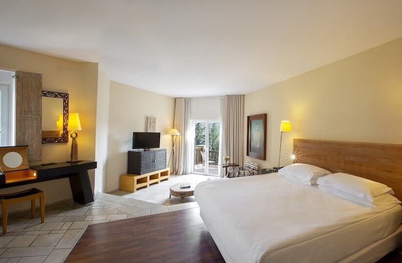 Номер Deluxe, The Marmara Bodrum  Adult Only