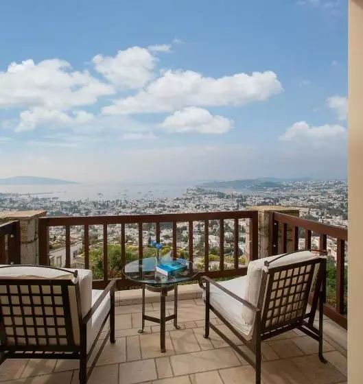 سوییت با چشم‌انداز دریا, The Marmara Bodrum  Adult Only