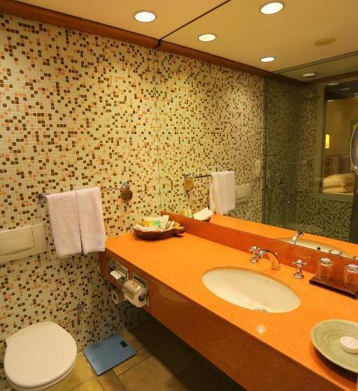 Номер Deluxe, The Marmara Bodrum  Adult Only