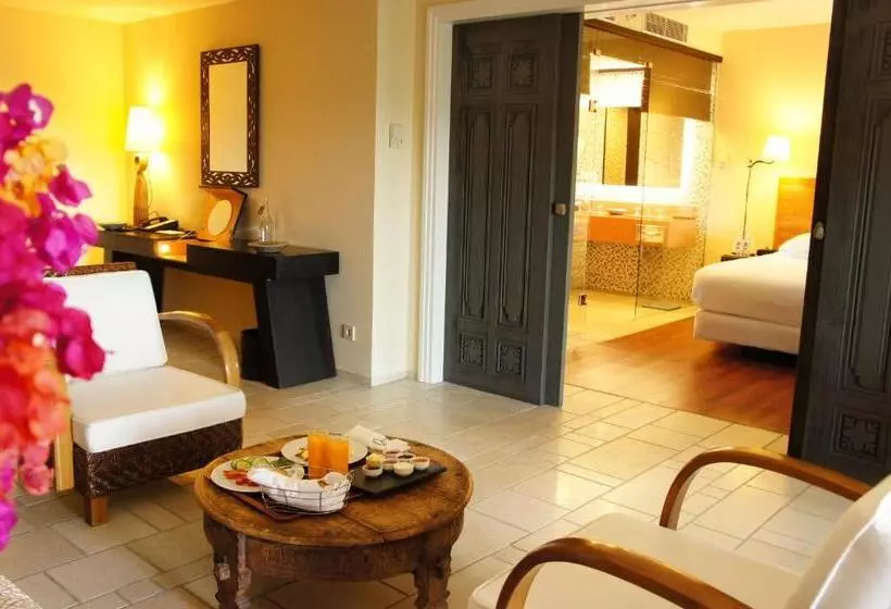 سوئیت پرزیدنت, The Marmara Bodrum  Adult Only