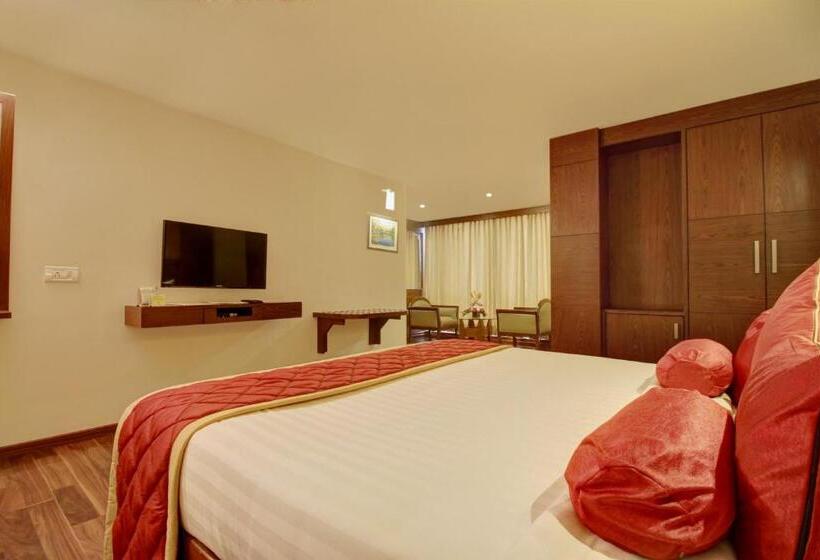 Номер Стандарт, Monarch Brigade Road