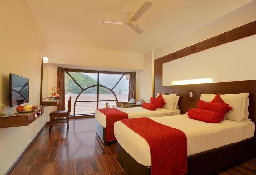 Номер Стандарт, Monarch Brigade Road