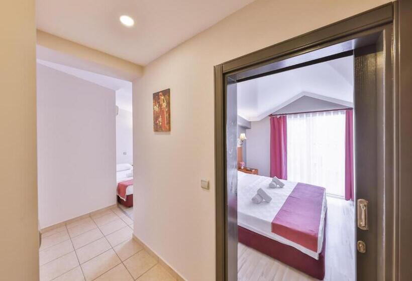 家庭套房, Kas Bilgin