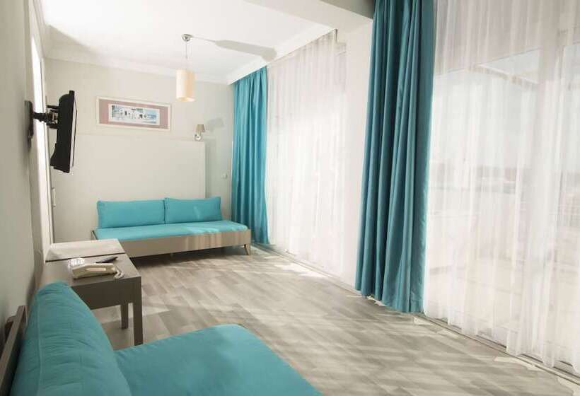 סוויטה משפחתית, Sky Vela Hotel   All Inclusive