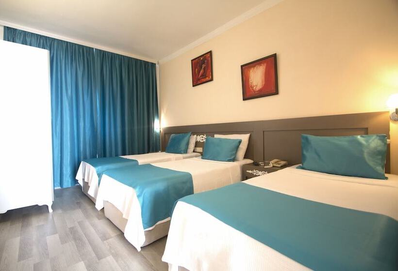 חדר סטנדרט לשלושה, Sky Vela Hotel   All Inclusive