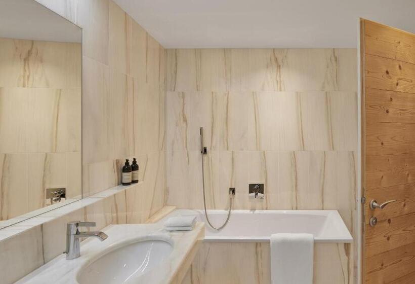 اتاق لوکس با بالکن, Top Hotel Hochgurgl