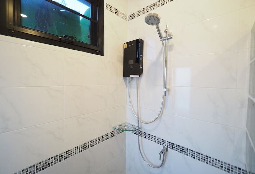 Семейный Номер, Chanapha Residence