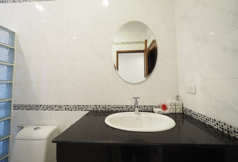 Семейный Номер, Chanapha Residence