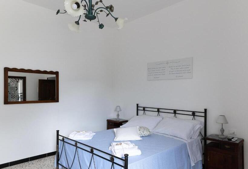 标准间带露台, Dimora Iannelli   B&b Rurale Paestum