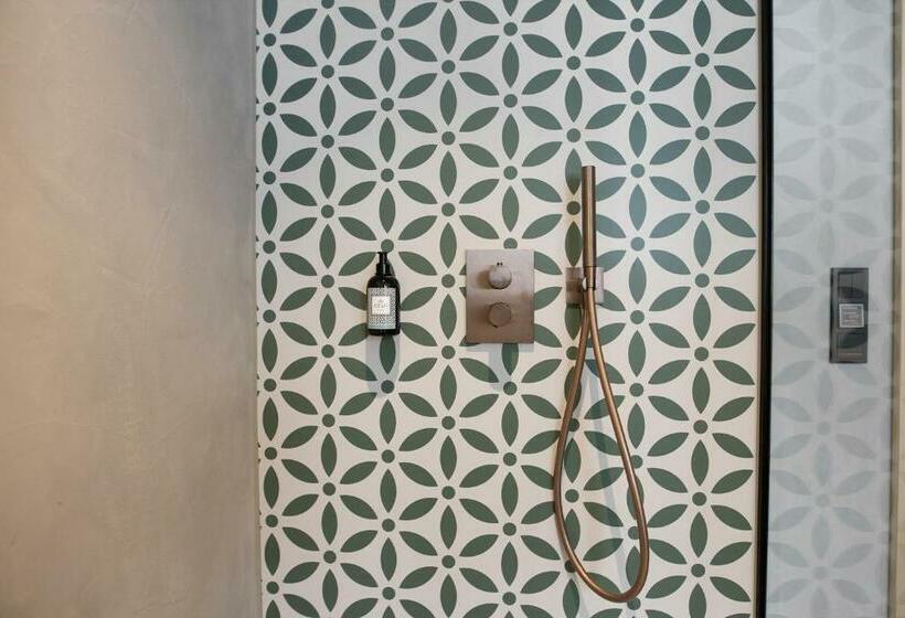 スタンダードルーム, Amrai Suites