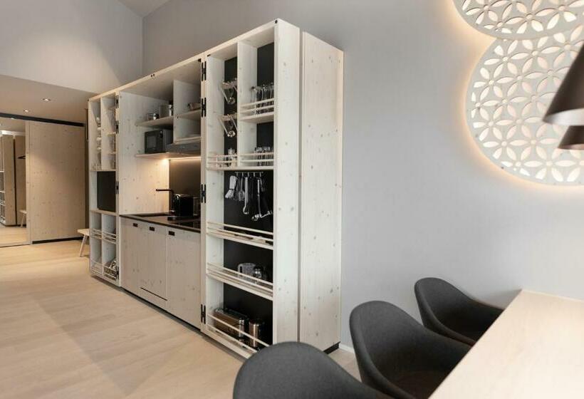 スイート, Amrai Suites