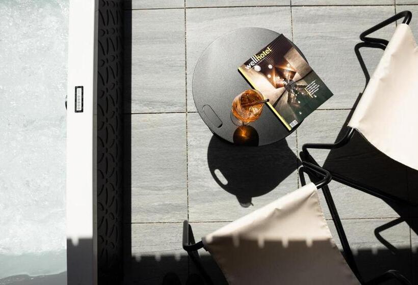 ジュニアスイート, Amrai Suites