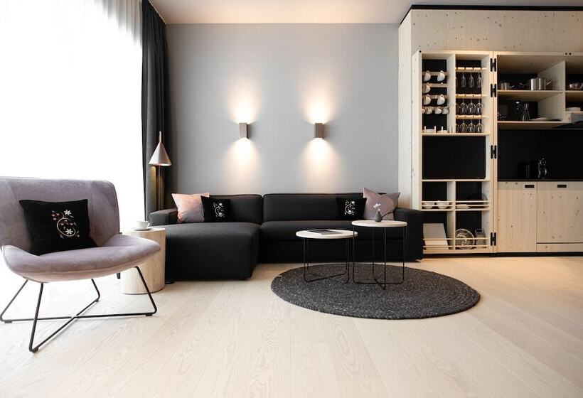 スイート, Amrai Suites