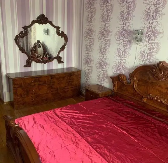 Appartamento 3 Camere da Letto, Femina