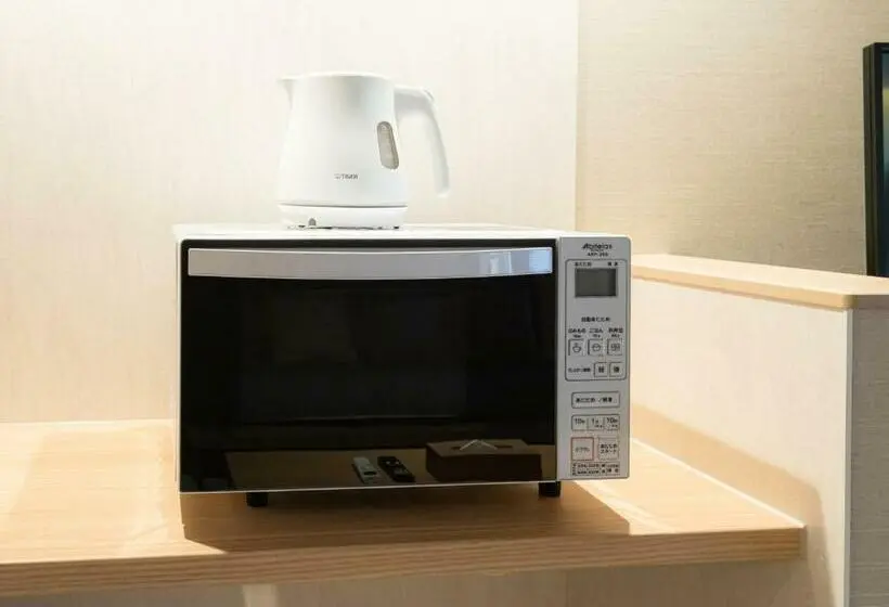 Camera Standard, Rokune