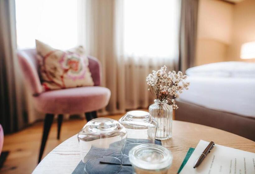 스탠다드 룸, Zum Heidkrug & Café Lil