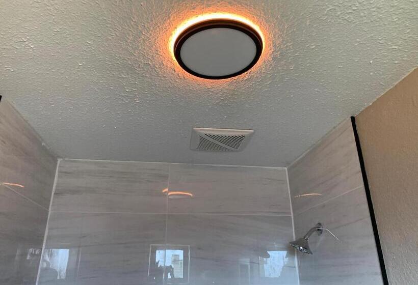 ２ダブルベッドのスタンダードルーム, Champlain Motor Inn