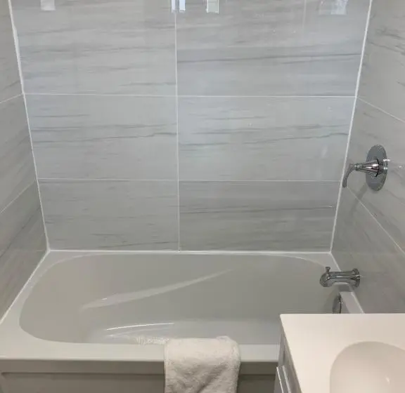 ２ダブルベッドのスタンダードルーム, Champlain Motor Inn
