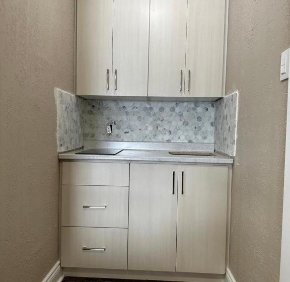 带大床的标准间, Champlain Motor Inn