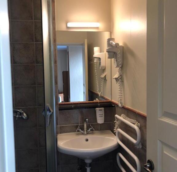 اتاق استاندارد سه نفره, Alexa Old Town