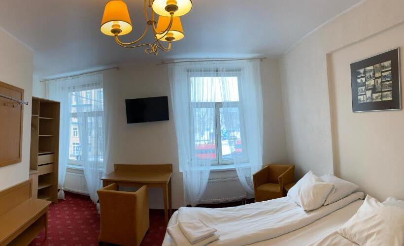 اتاق سوپریور, Alexa Old Town