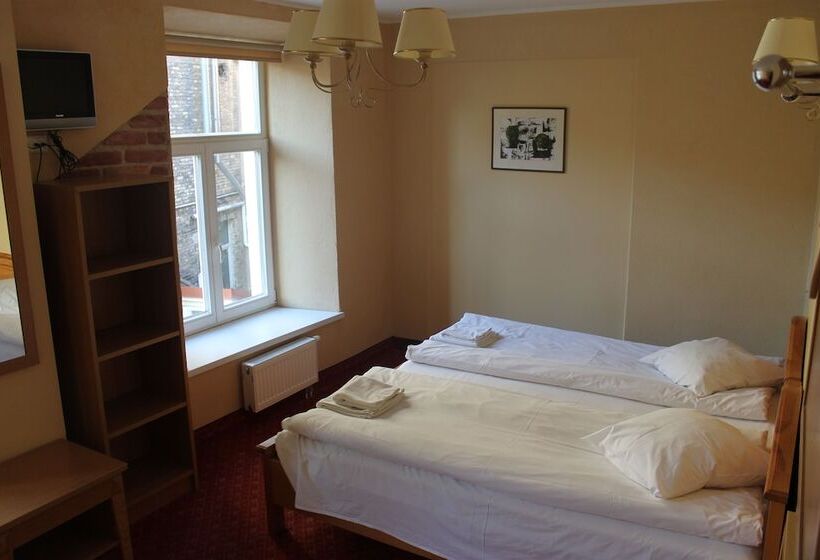 اتاق سوپریور, Alexa Old Town