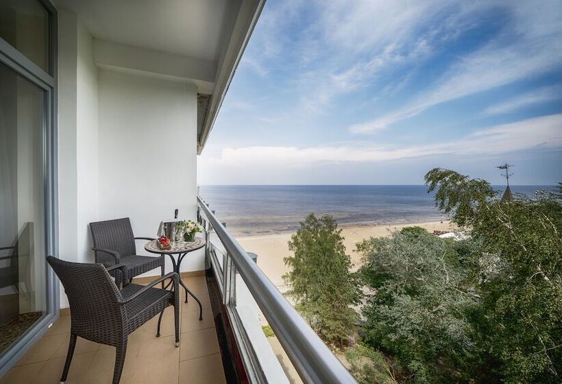 اتاق لوکس, Baltic Beach Hotel & Spa