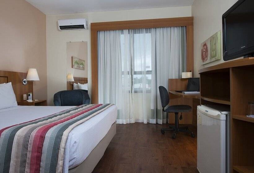 غرفة سوبيريور, Golden Park Uberlandia