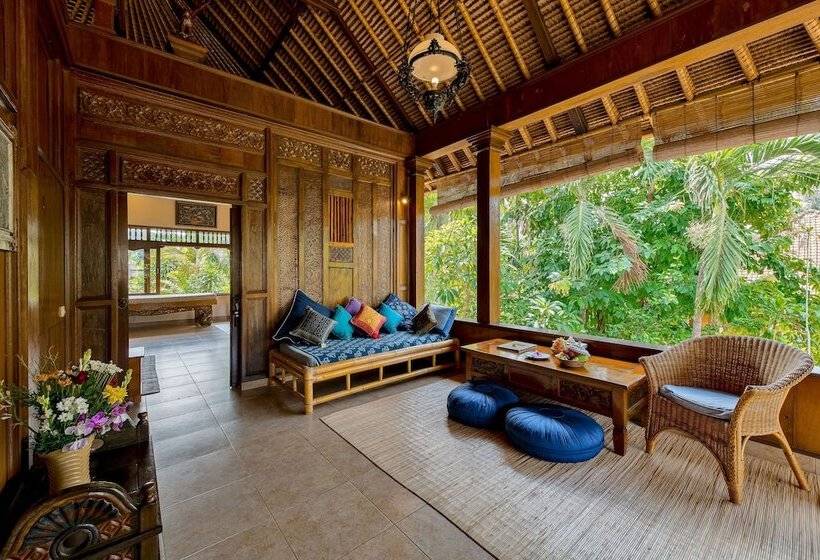 家庭间, Kebun Indah Ubud