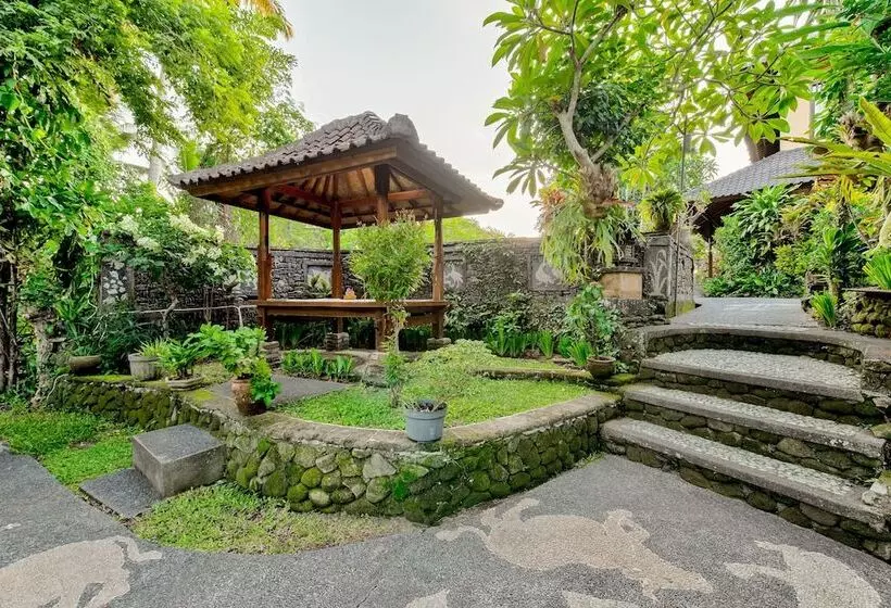 اتاق لوکس, Kebun Indah Ubud