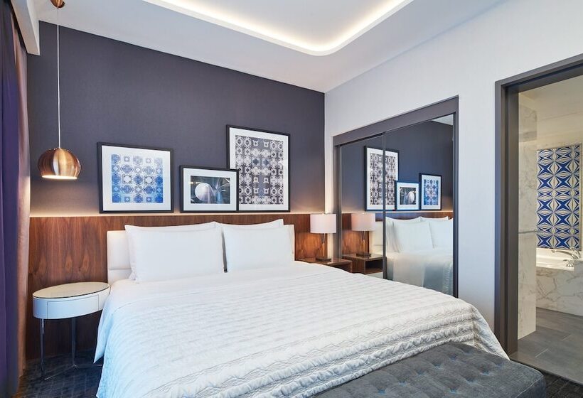 Suite with Terrace, Le Méridien Kuala Lumpur