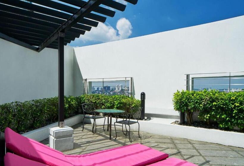Suite with Terrace, Le Méridien Kuala Lumpur