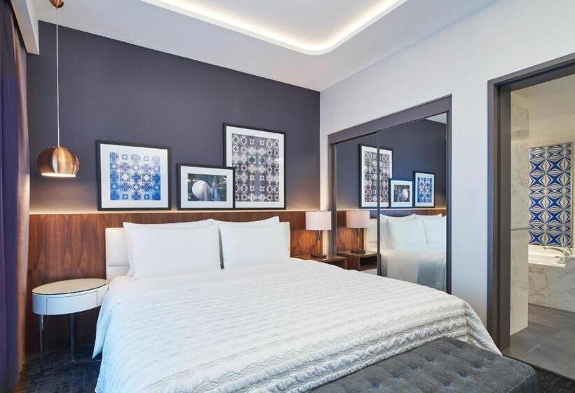 Suite with Terrace, Le Méridien Kuala Lumpur