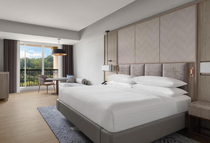 스탠다드 룸 킹사이즈 침대, Putrajaya Marriott