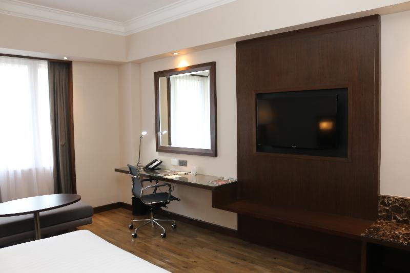Номер Deluxe, Putrajaya Marriott
