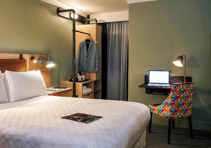 Номер Deluxe, Putrajaya Marriott