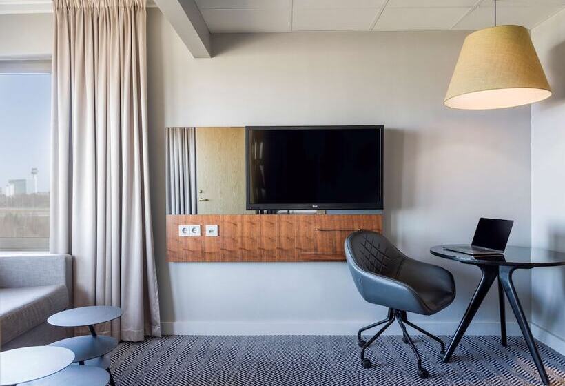 سوییت جونیور, Radisson Blu Arlandia Hotel, Stockholm Arlanda