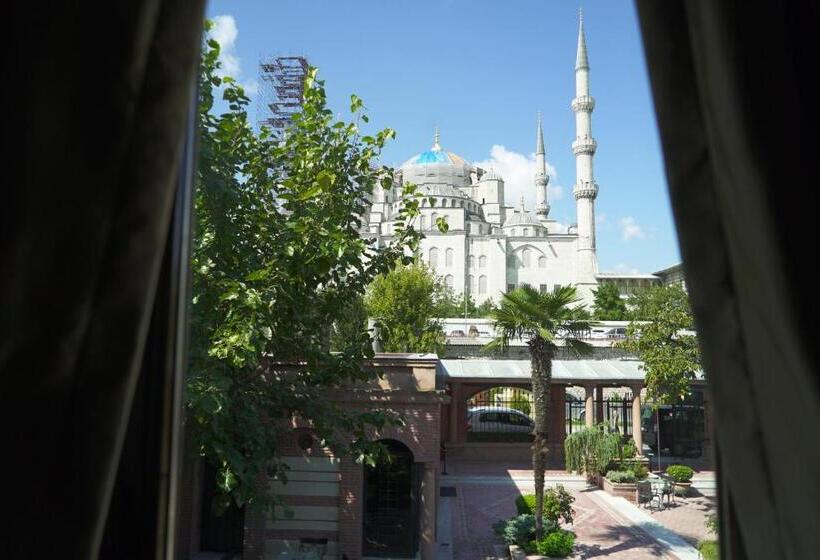 اتاق استاندارد با چشم‌انداز, Sultanahmet Palace