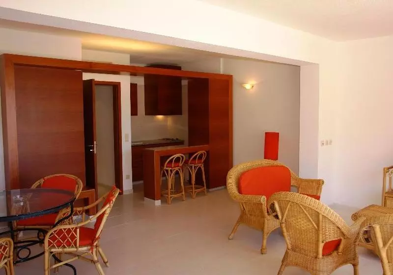 آپارتمان 1 خوابه با چشم‌انداز دریا, Vila Baleira Porto Santo