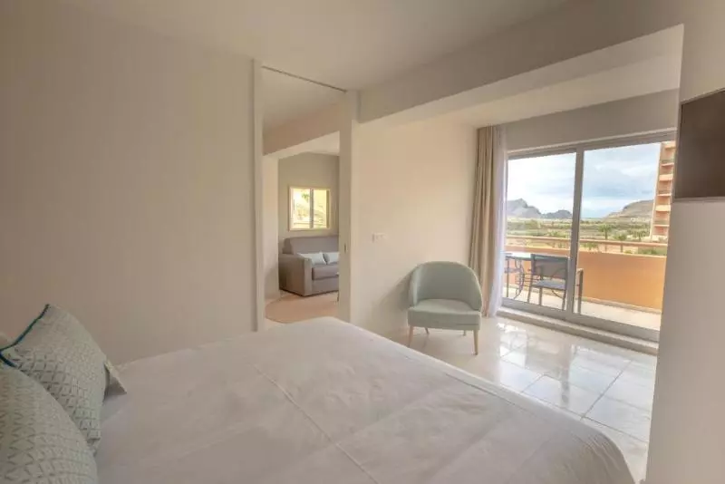 آپارتمان 2 خوابه با چشم‌انداز دریا, Vila Baleira Porto Santo