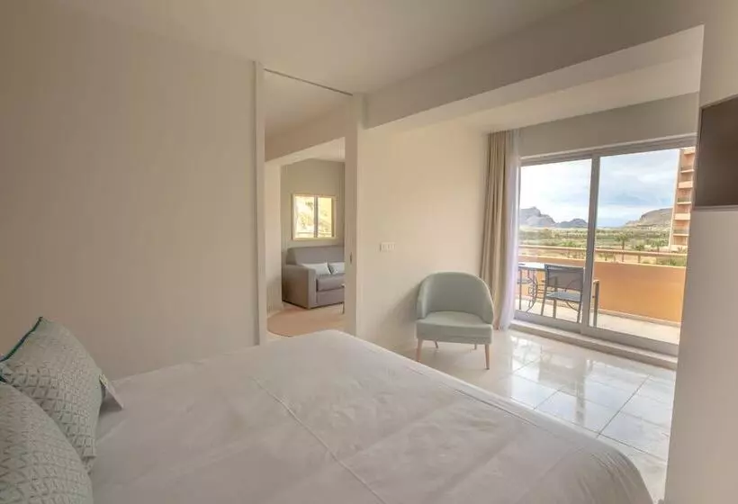 آپارتمان 2 خوابه با چشم‌انداز دریا, Vila Baleira Porto Santo