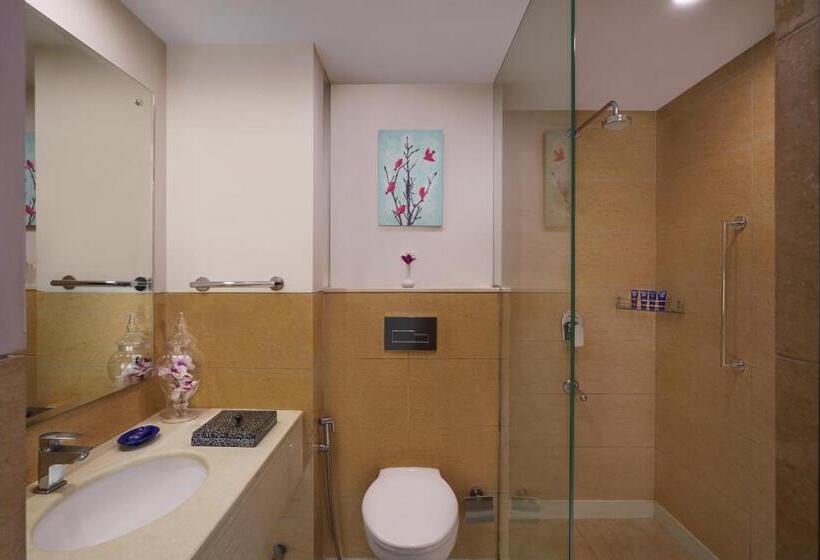 غرفة ديلوكس سرير كينج, Vivanta Katra Vaishno Devi