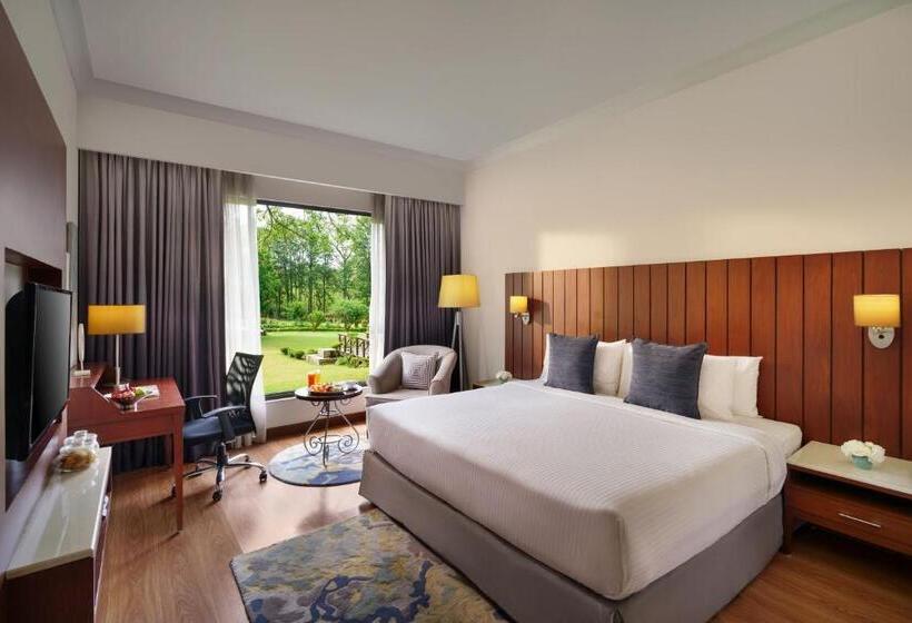Номер Deluxe Кровать Кинг, Vivanta Katra Vaishno Devi