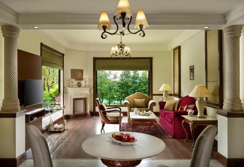 Люкс, Vivanta Katra Vaishno Devi