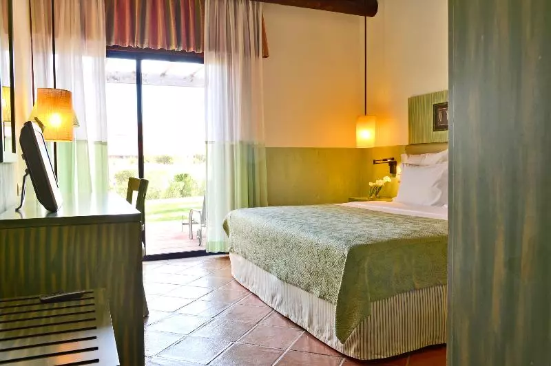 Sviitti Puutarhanäkymä, Pestana Vila Sol Golf - Vilamoura