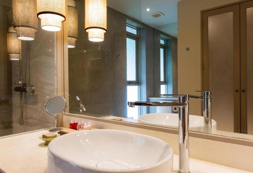 プールの見えるデラックスルーム, Rocky S Boutique Resort Veranda Collection Samui Sha Extra Plus