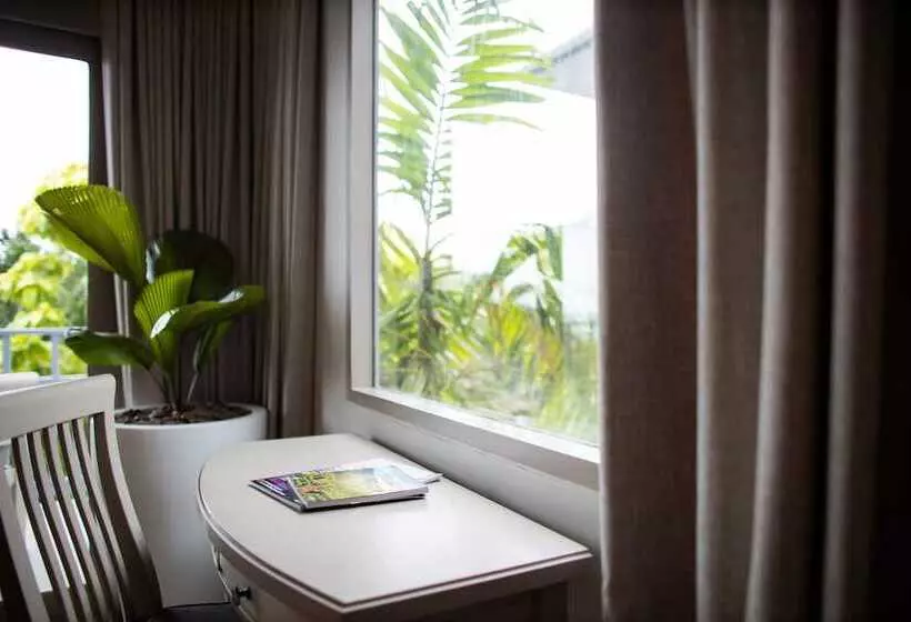 オーシャンビューのプレミアムルーム。, Rocky S Boutique Resort   Veranda Collection Samui   Sha Extra Plus