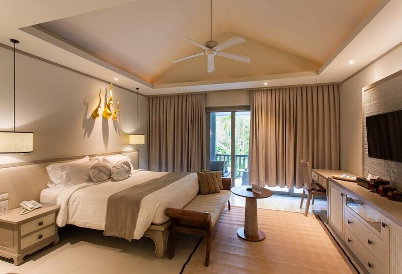 プールの見えるデラックスルーム, Rocky S Boutique Resort Veranda Collection Samui Sha Extra Plus